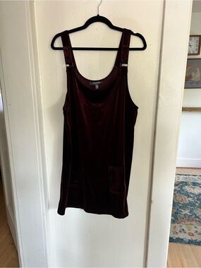 Mod cloth maroon velvet jumper